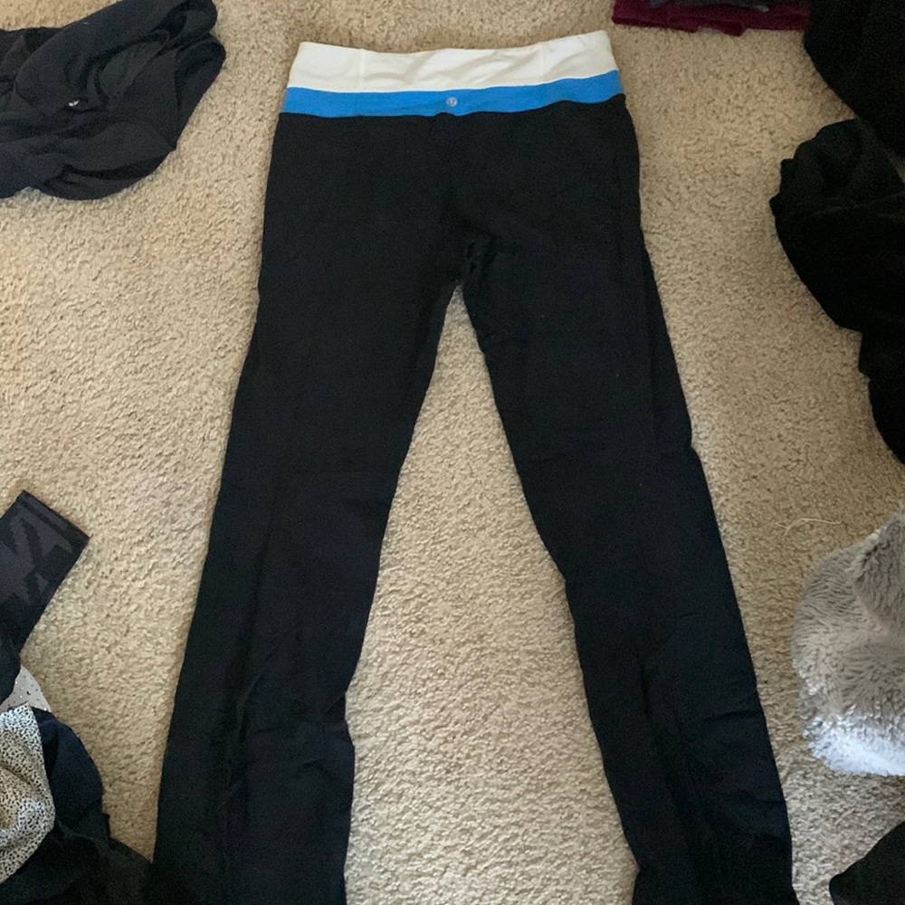 Lulu yoga pants